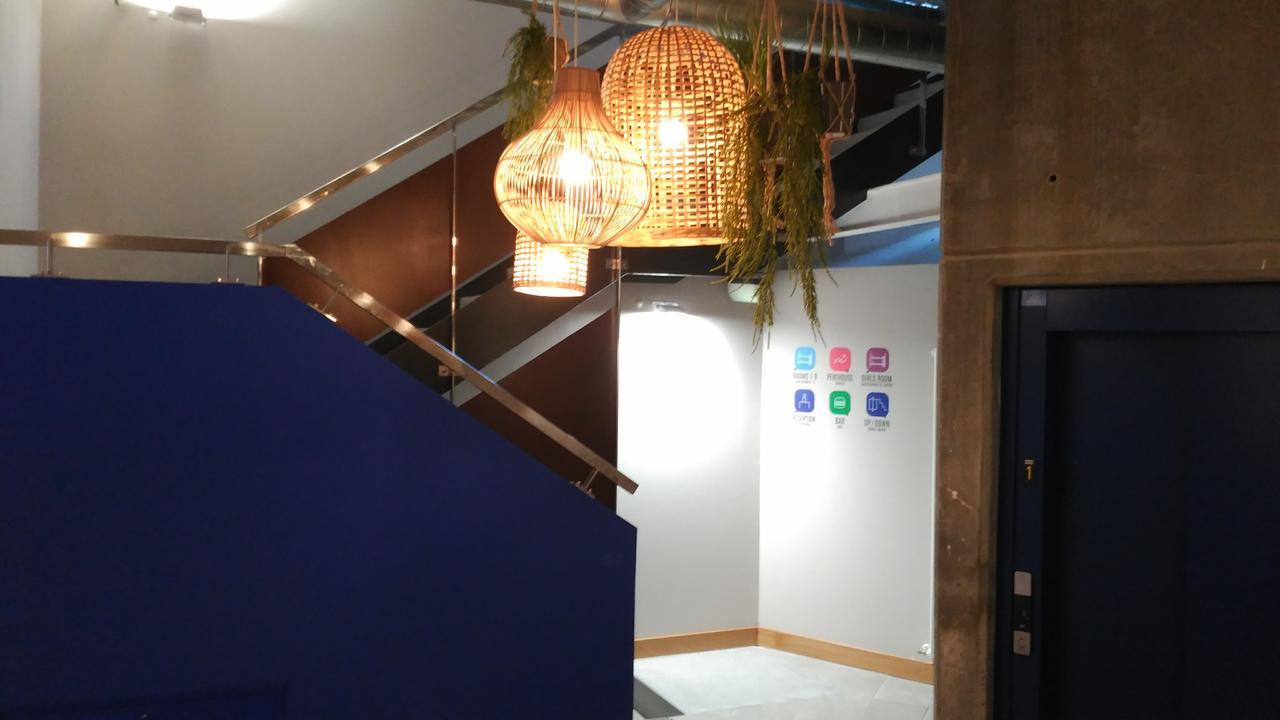 Egunon Bilbao Hostel Εξωτερικό φωτογραφία