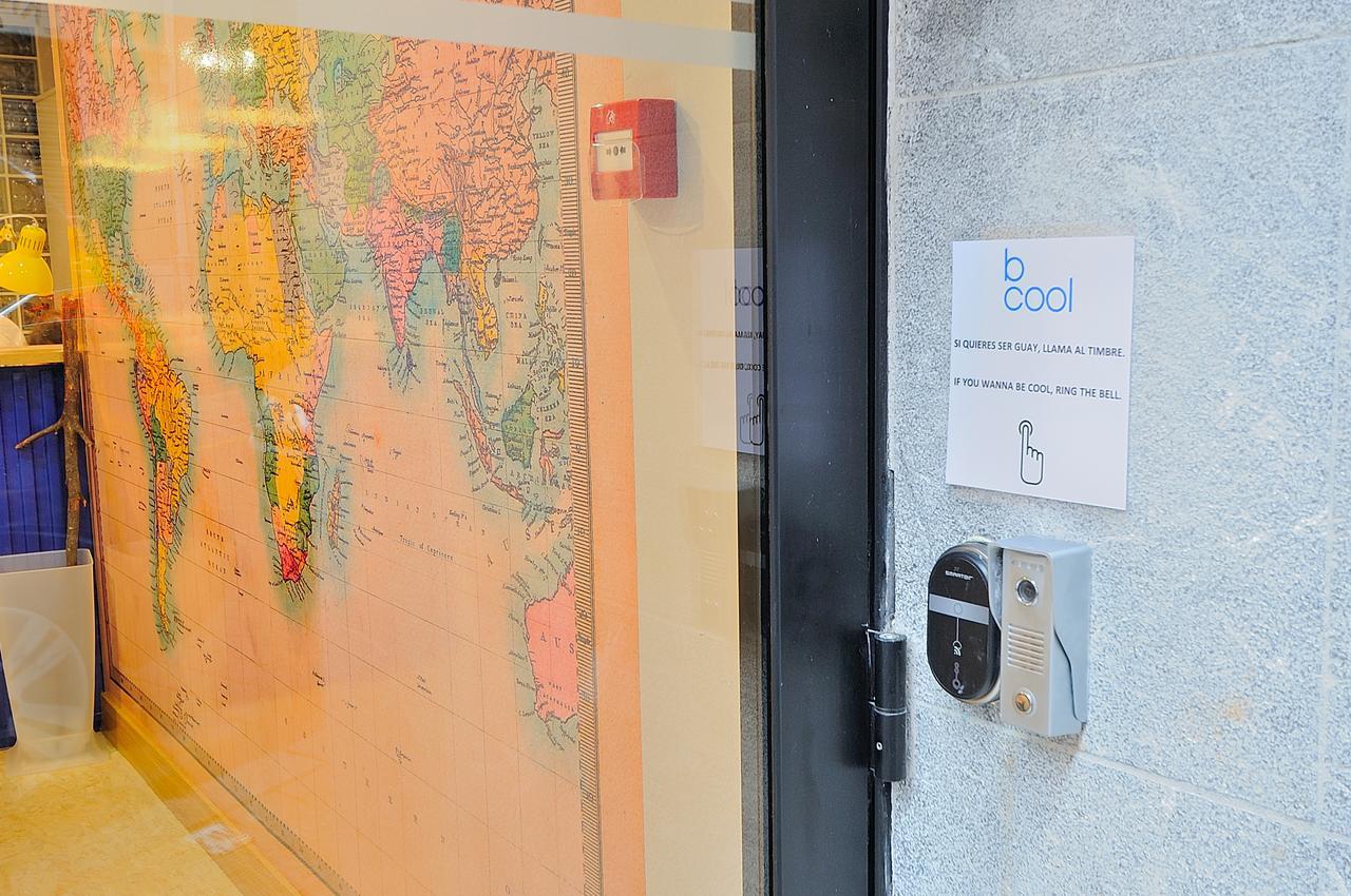 Egunon Bilbao Hostel Εξωτερικό φωτογραφία